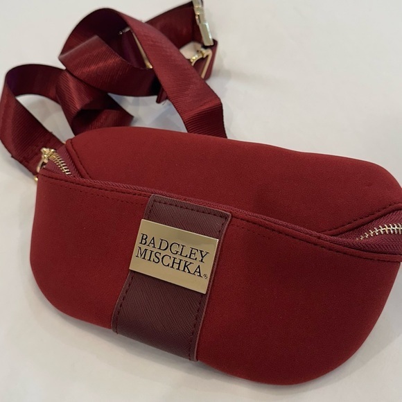 Badgley Mischka Handbags - NWOT. Fannie pack. Fun color. Chic and stylish.
